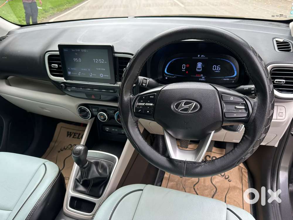 Hyundai Venue S 1.2 Petrol, 2024, Petrol