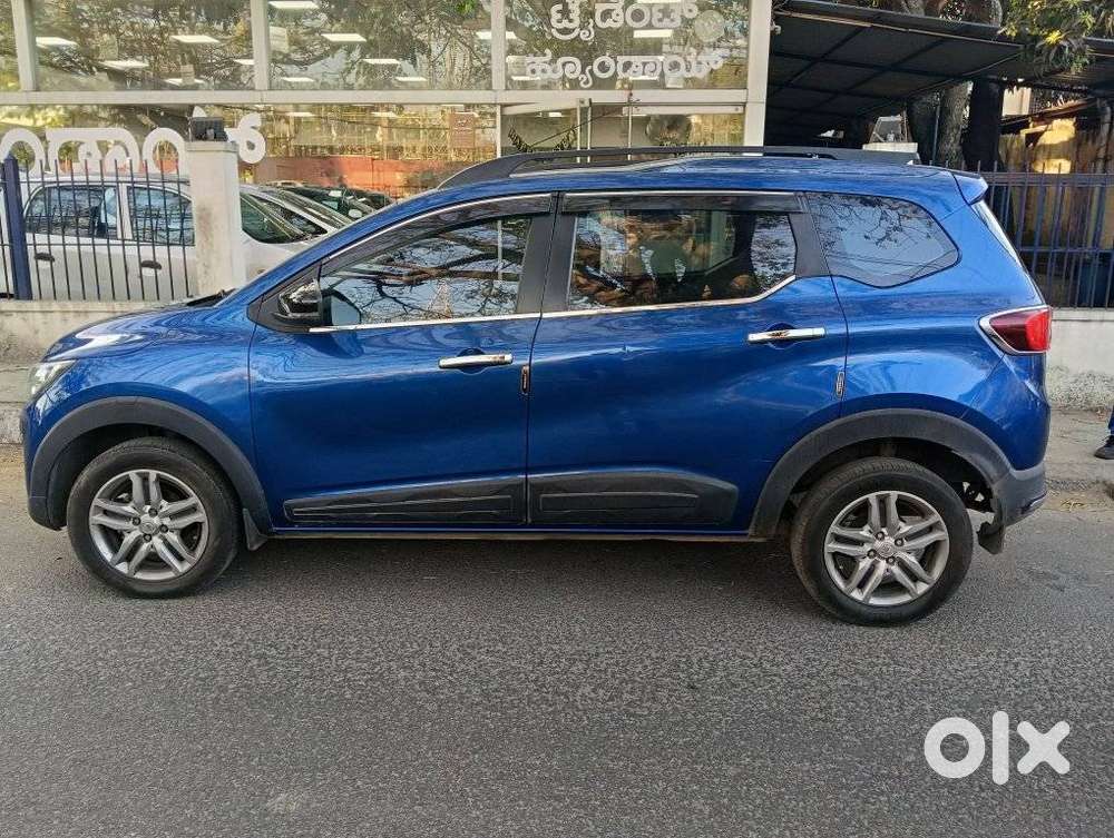 Renault Triber Rxz, 2021, Petrol