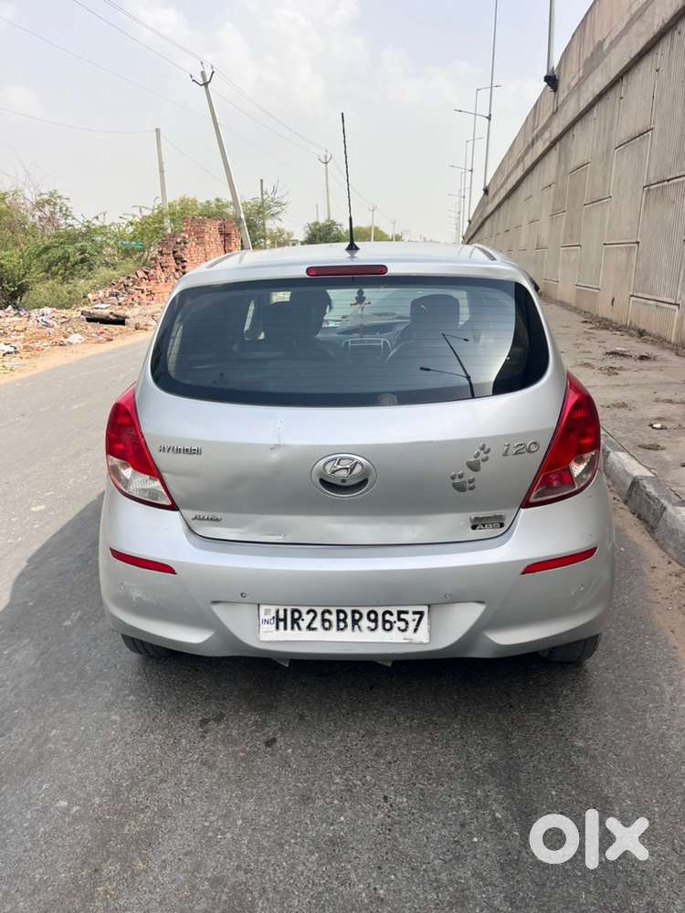 Hyundai I20 2012 Cng  Well Maintained