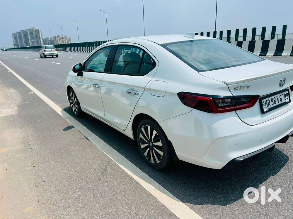 2024 / 2025 Honda  City Zx Petrol Doctor Driven