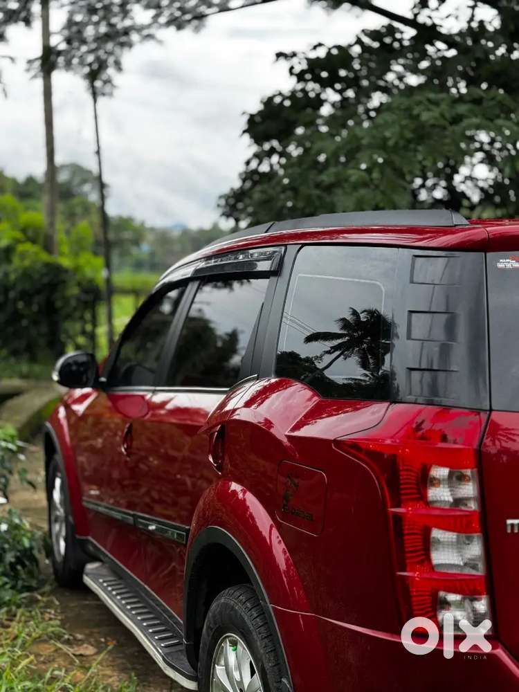 Mahindra Xuv500 2015 Diesel 62000 Km Driven
