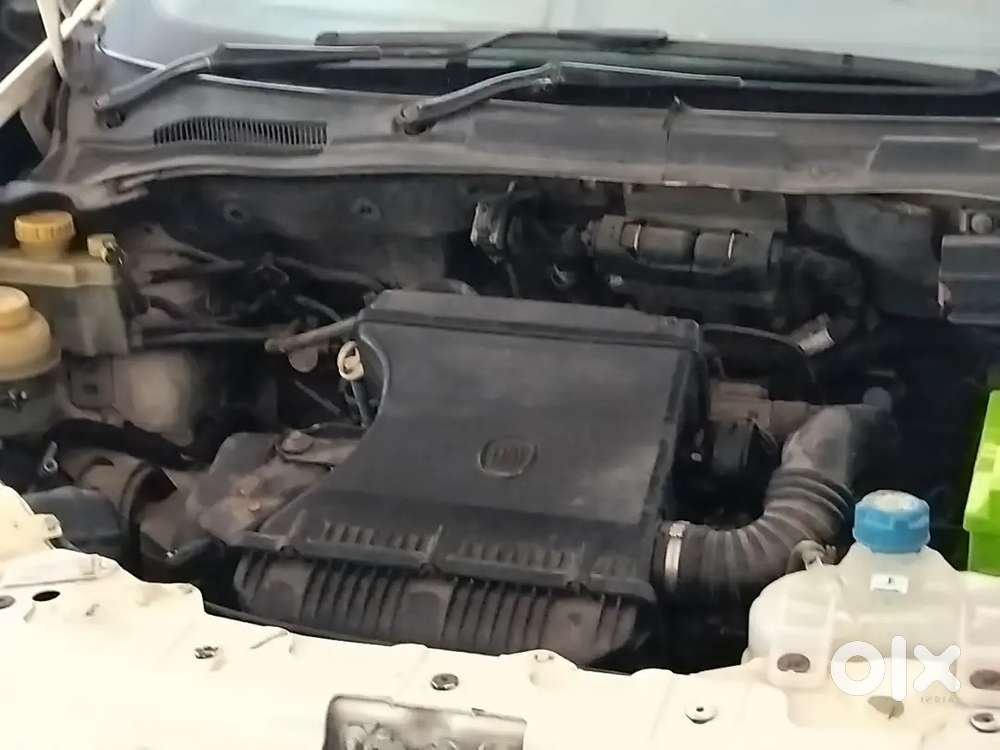 Fiat Linea 2010 Petrol 65000 Km Driven