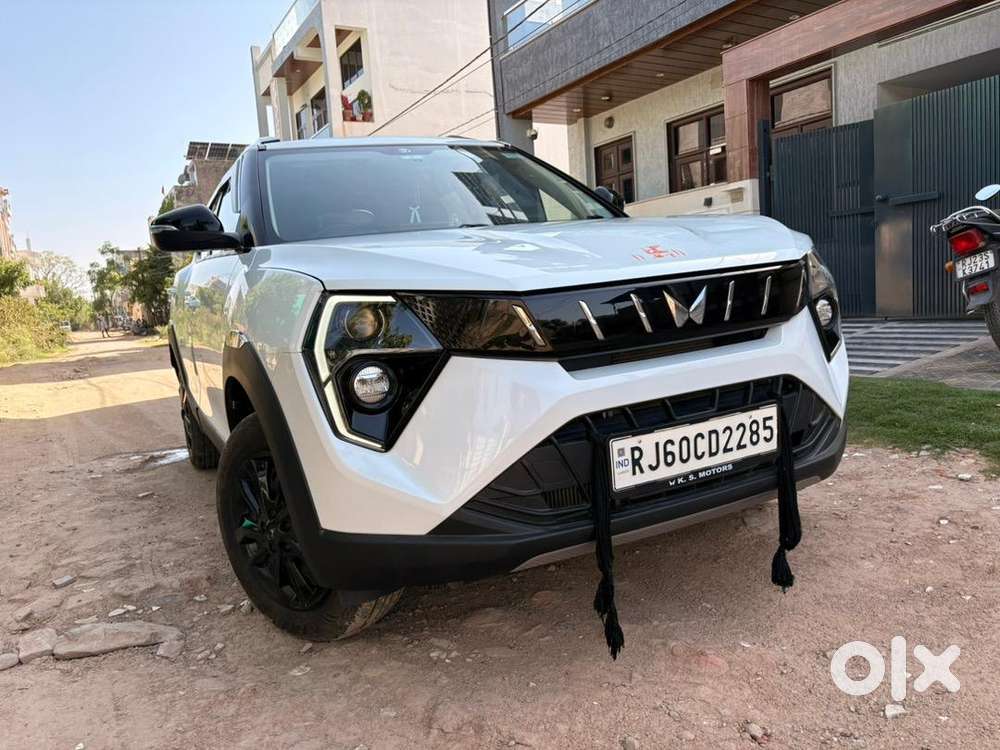 Mahindra Xuv 3xo Mx1 Converted To Ax7l Full Top Model
