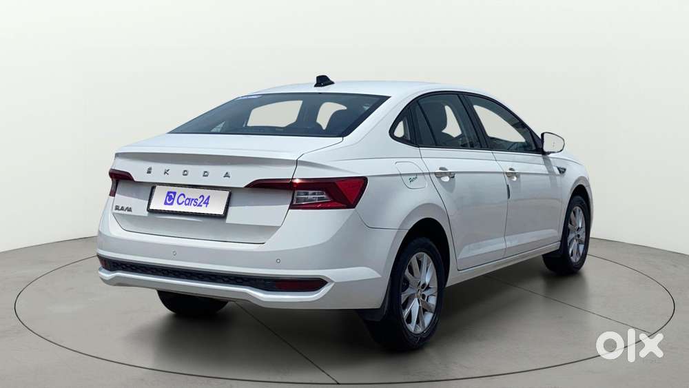 Skoda Slavia 1.0 Ambition Tsi At, 2023, Petrol