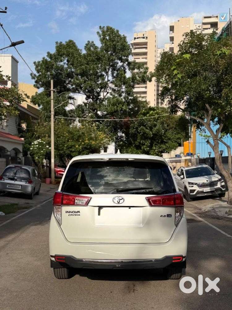 Toyota Innova Crysta 2.8 ZX AT 7 Seater, 2019, Diesel