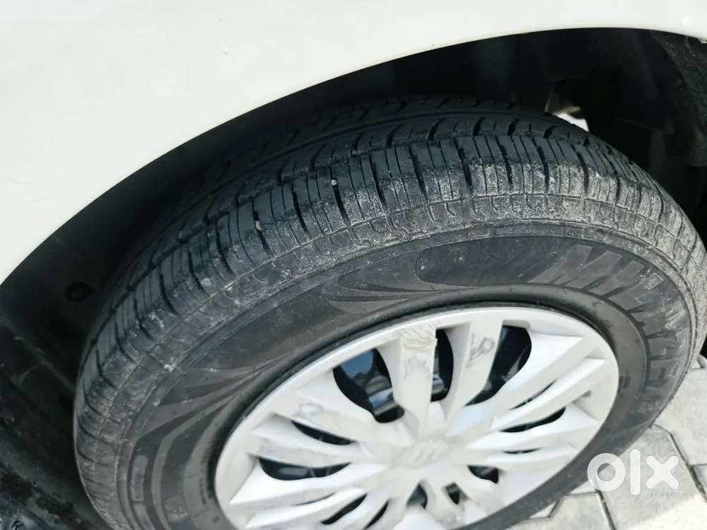 Maruti Suzuki Dzire 1.2 2011