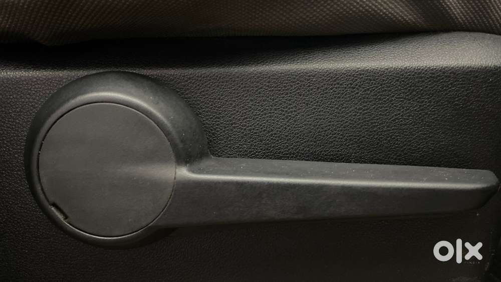 Mahindra Kuv 100 2016-2017 Mfalcon G80 K6 5str, 2015, Petrol