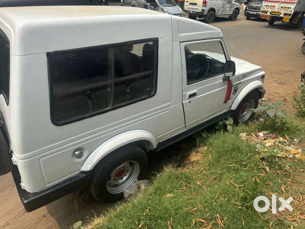 Maruti Suzuki Gypsy King St 4x4, 2010, Petrol