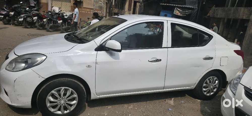 Nissan Sunny (2012) Petrol – Spacious Family Sedan