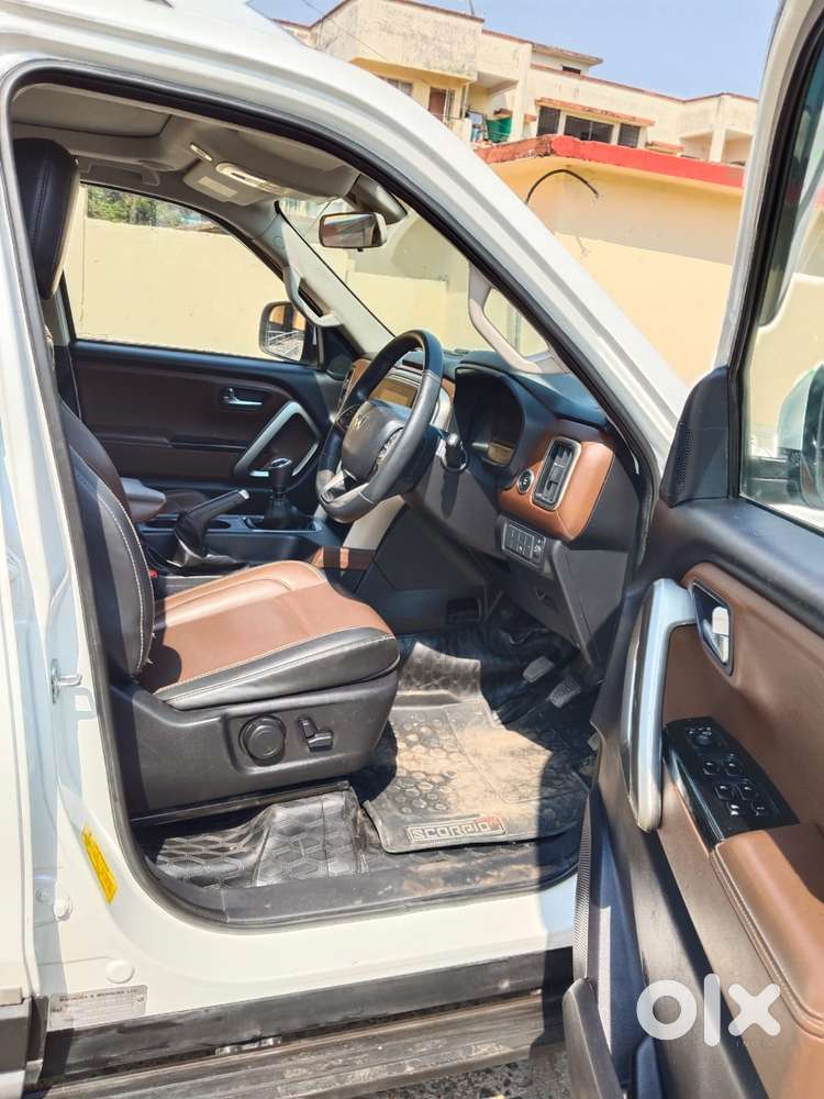 Mahindra Scorpio N Z2 Petrol Mt 6 Str, 2024, Diesel