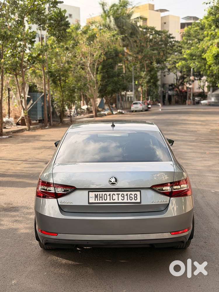 Skoda Superb Petrol 2017