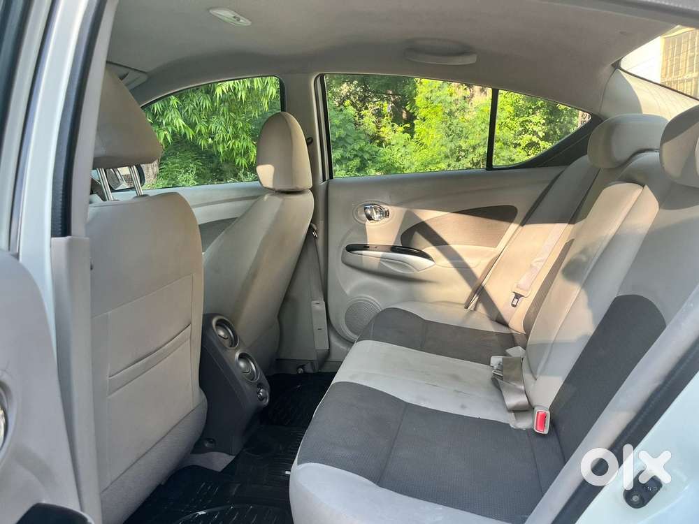 Renault Scala Rxl Petrol, 2015, Petrol