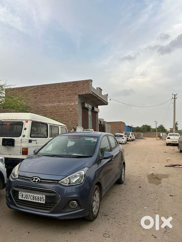 Hyundai Xcent Petrol 2015