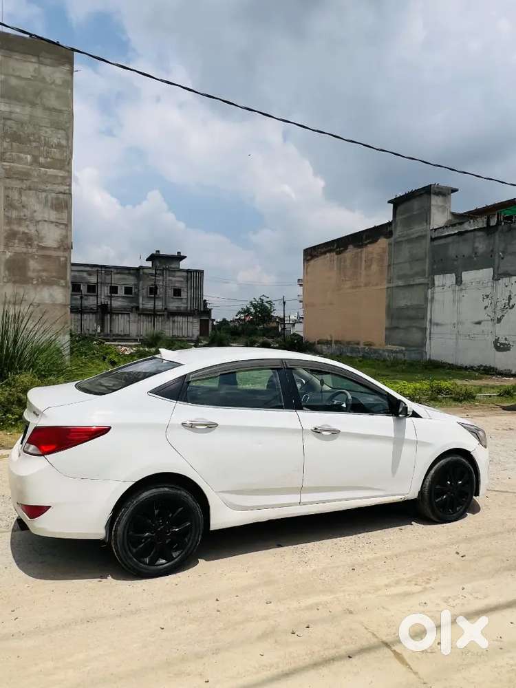 Hyundai Verna 2015 Variant