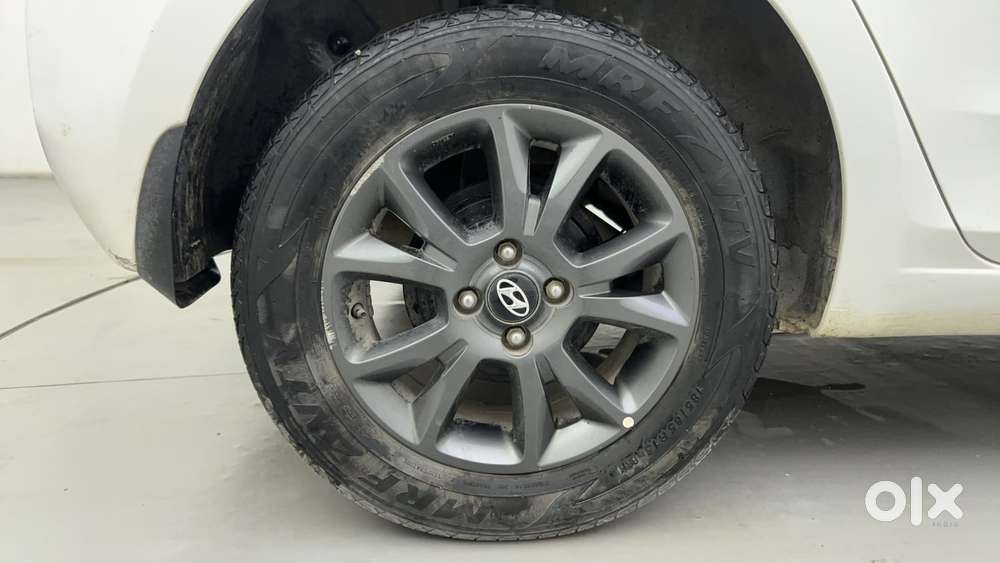 Hyundai Elite I20 Sportz Plus, 2020, Petrol