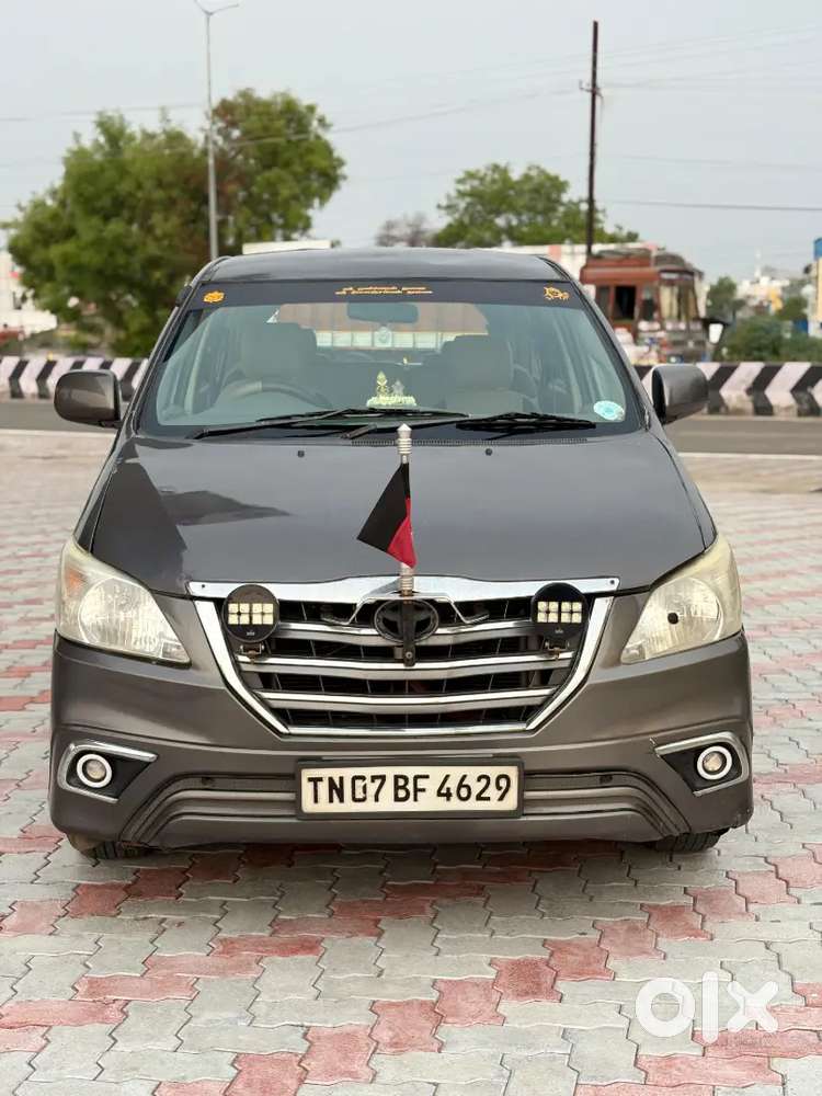 Toyota Innova 2010 Diesel 210000 Km Driven