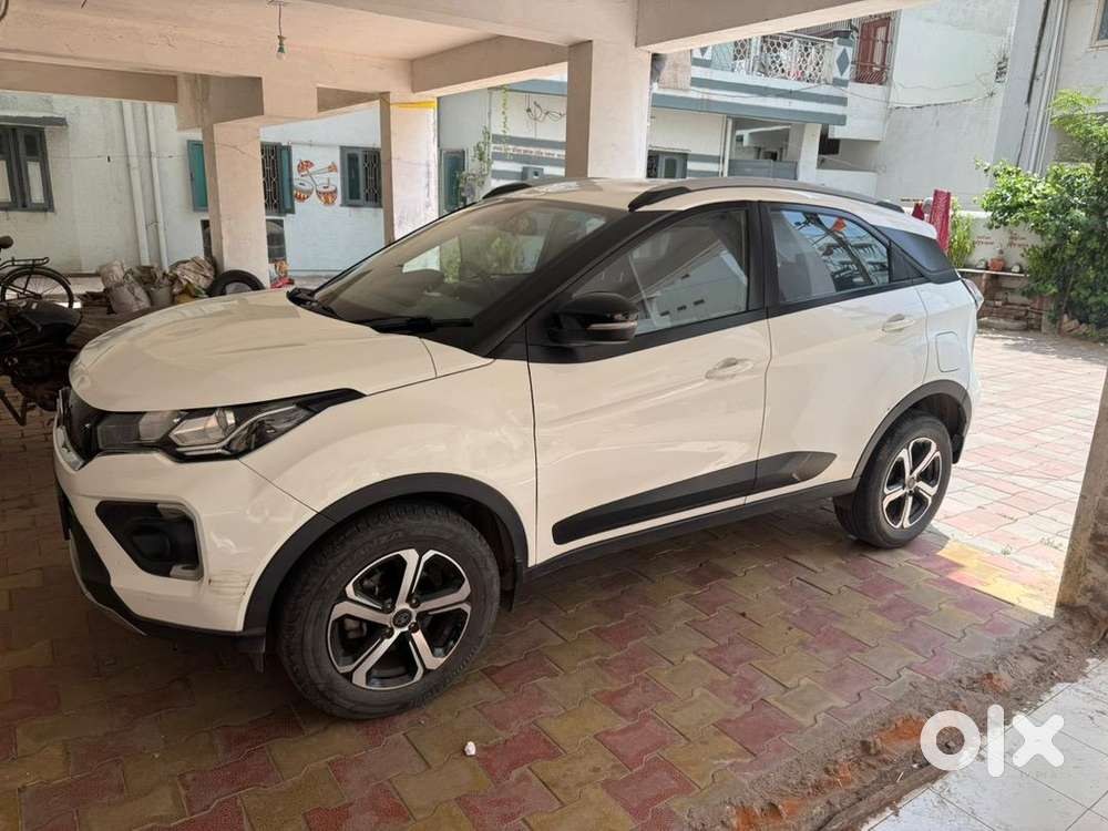 Tata Nexon Xza+ Diesel Automatic   Excellent Condition