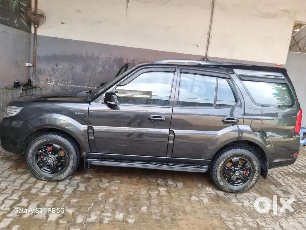 Tata Safari Storme 2015 Diesel Lx 4x2 Black