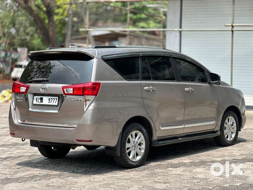 Toyota Innova Crysta 2.4 G Mt 8s, 2019, Diesel