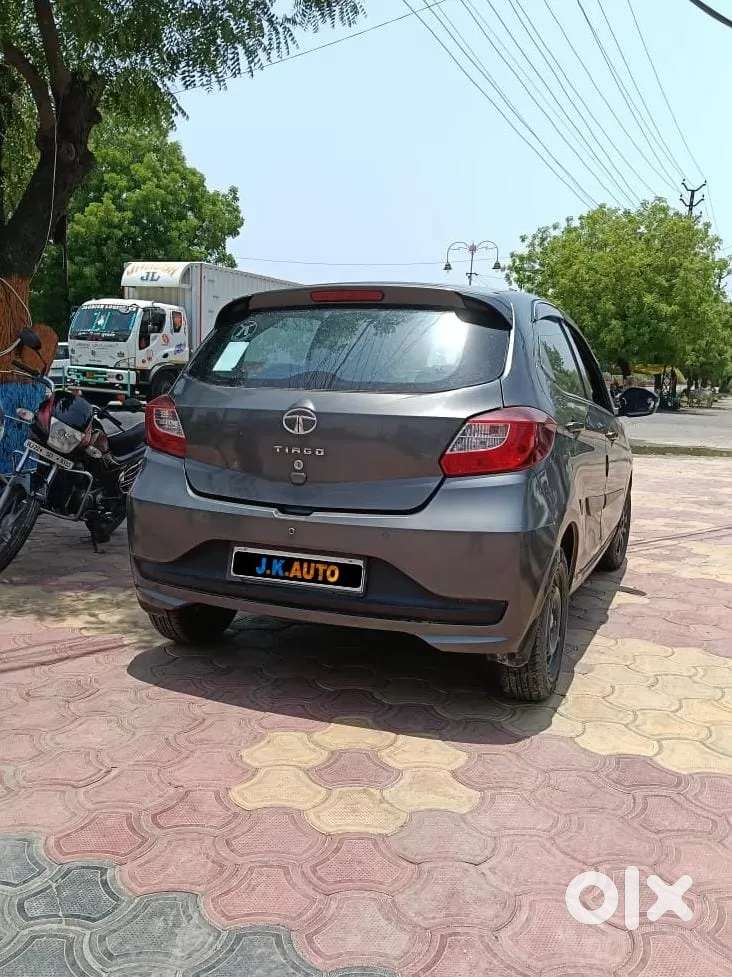 Tata Tiago 1.2 Revotron Limited Edition, 2021, Petrol