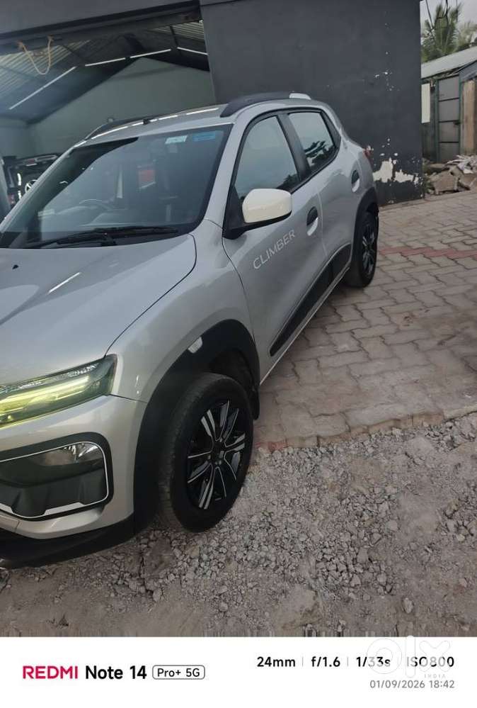 Renault Kwid Rxt Amt Climber (automatic), 2022, Petrol