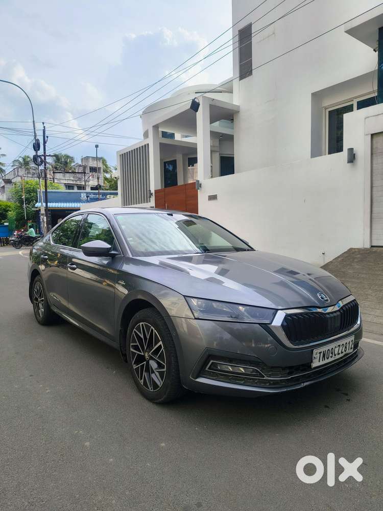 Skoda Octavia 2.0 L K Tsi At, 2022, Petrol