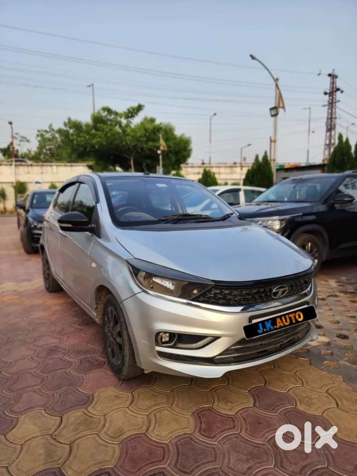 Tata Tiago Xz, 2016, Petrol