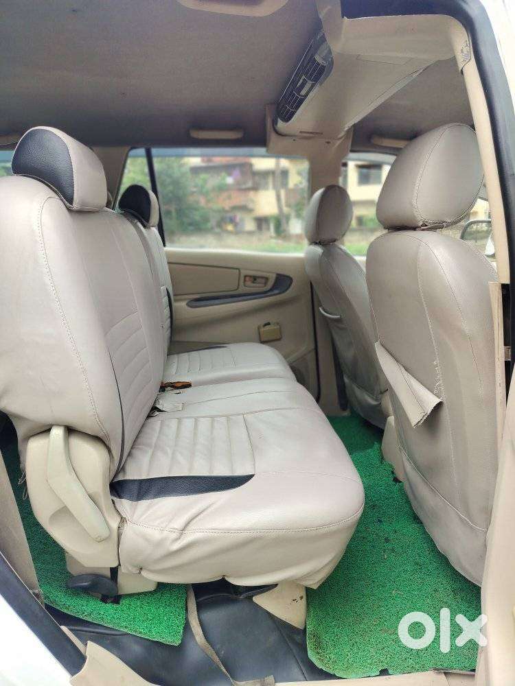 Toyota Innova 2.5 G (diesel) 8 Seater, 2006, Diesel
