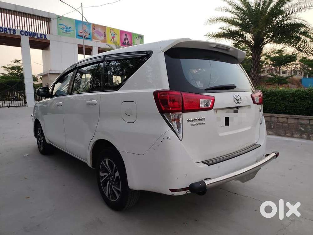 Toyota Innova Crysta