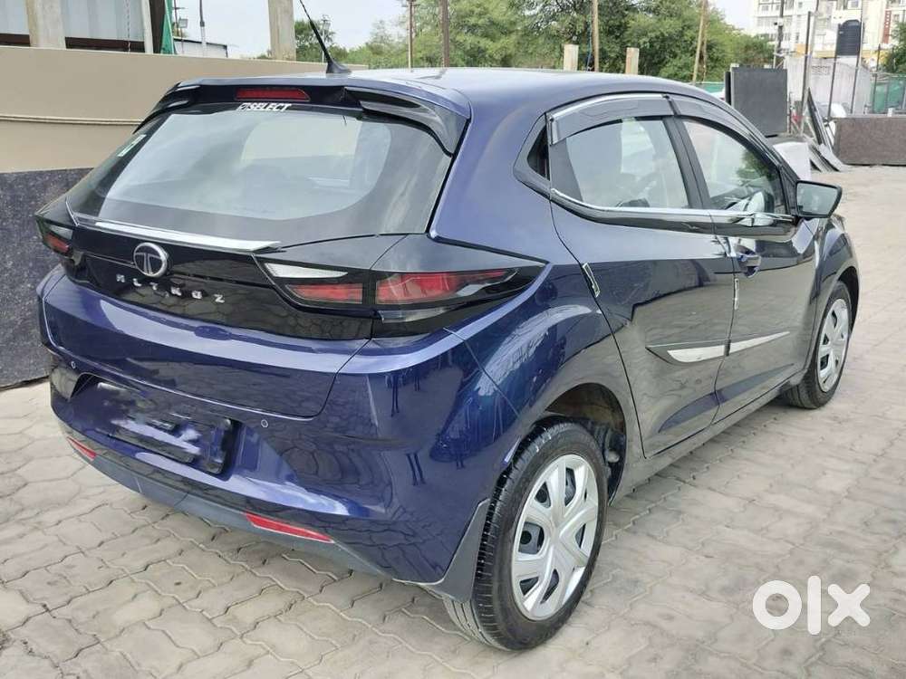 Tata Altroz 1.2 Xm Plus, 2025, Petrol