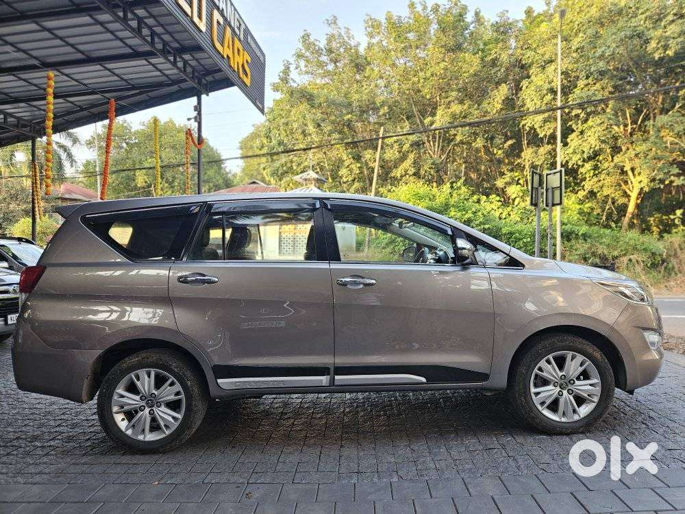 Toyota Innova Crysta 2.4 Z 7 Str, 2017, Diesel