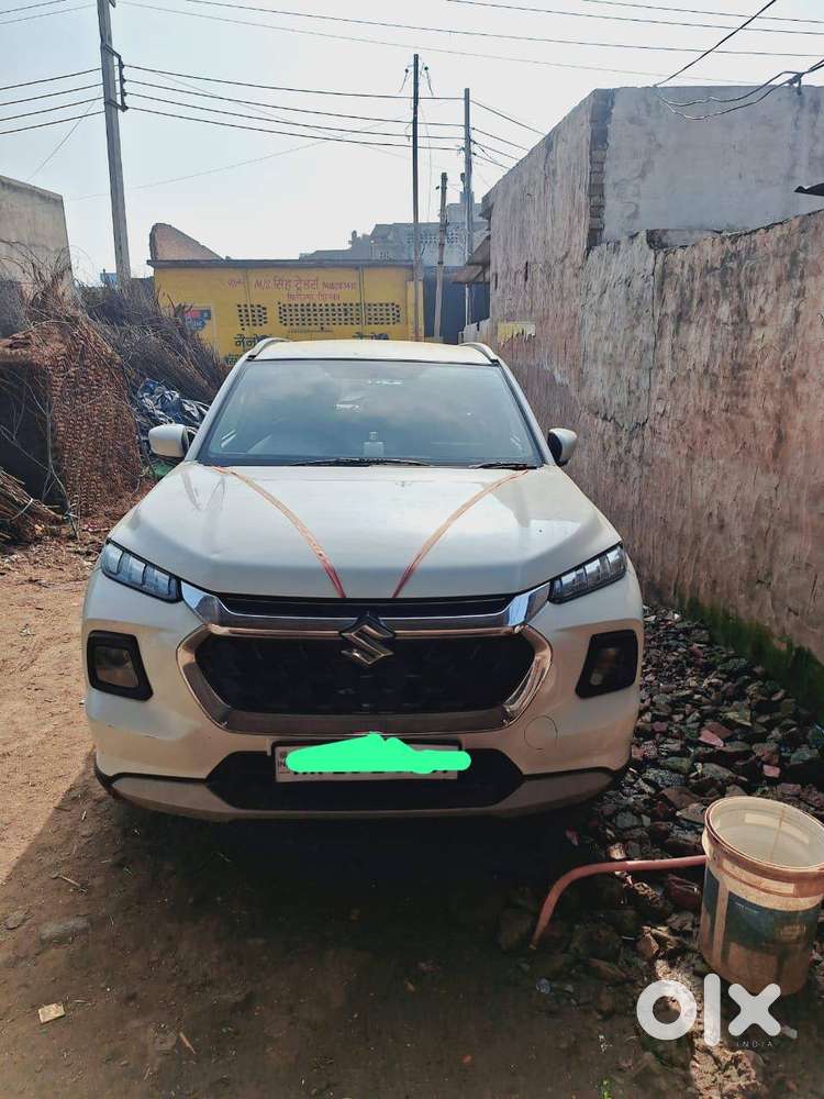 Maruti Suzuki Grand Vitara 2023 Petrol Good Condition