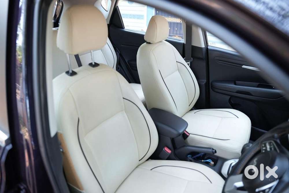 Kia Sonet 2025 Petrol Well Maintained