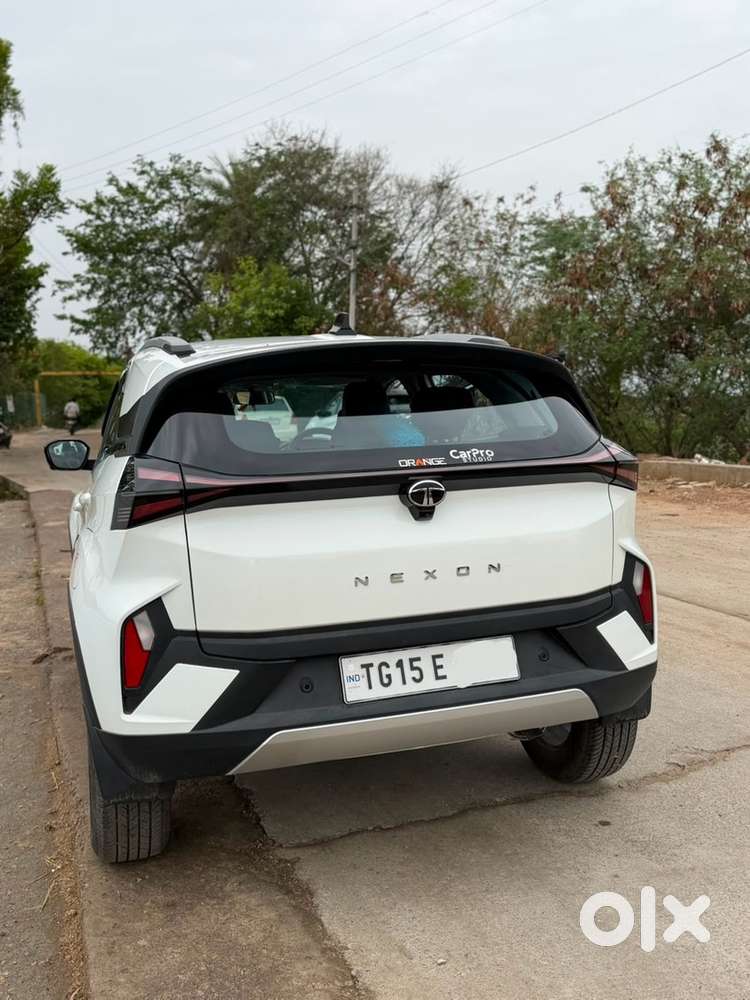Tata Nexon Petrol 2025