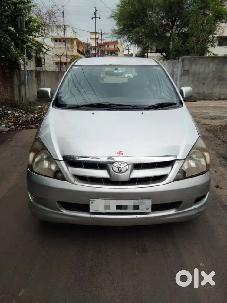 Toyota Innova G 8 Seater Model 12-2005 Diesel Good Condition For Sale
