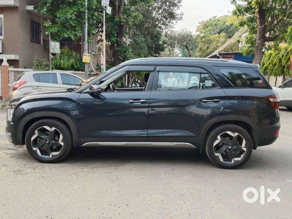 Hyundai Alcazar Platinum, 2021, Petrol