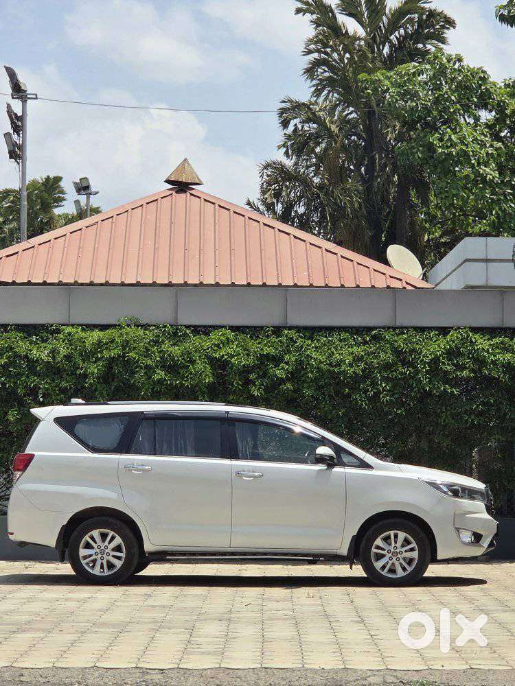 Toyota Innova Crysta 2.4 V, 2018, Diesel