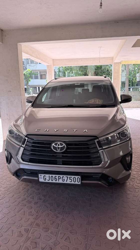 Toyota Innova Crysta - 8 Seater, 2.4 Diesel 2021