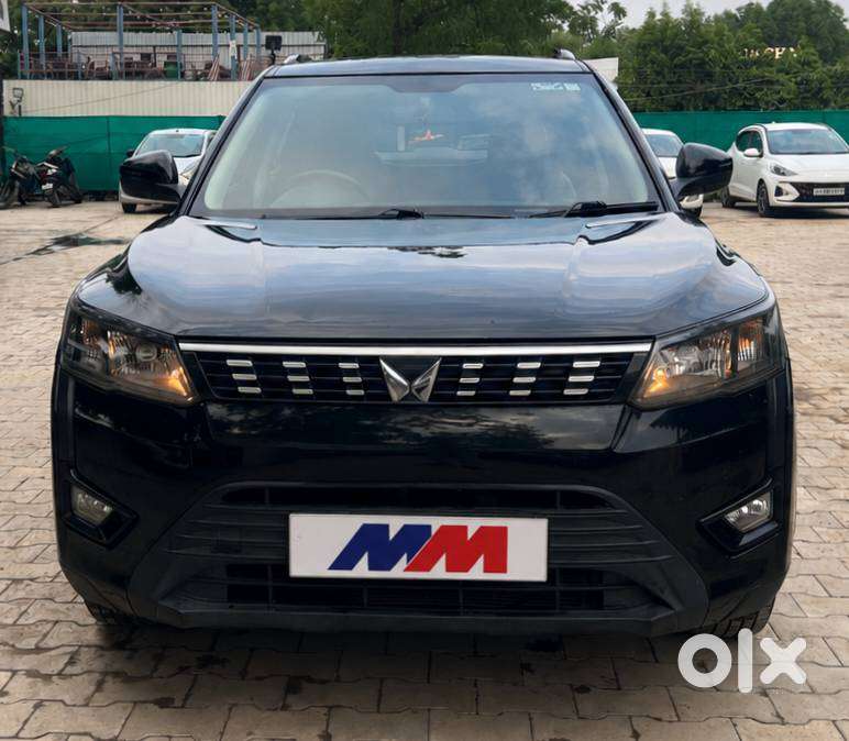 Mahindra Xuv300 W6 Diesel, 2023, Diesel