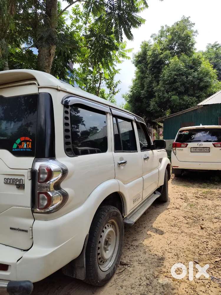 Mahindra Scorpio S4 2017 Diesel 200000 Km Driven