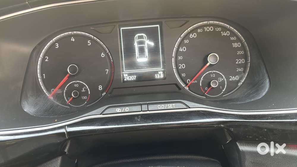 Volkswagen Taigun 1.0 Gt Line At, 2024, Petrol