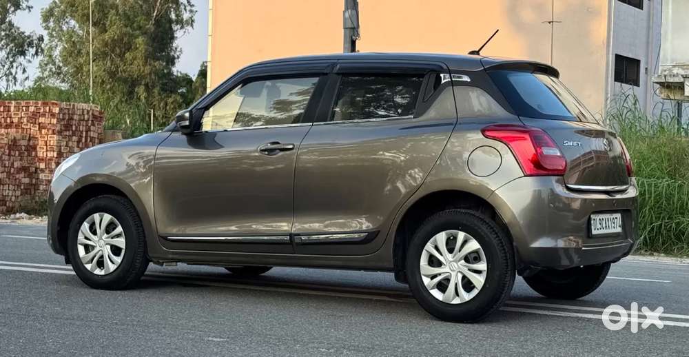 Maruti Suzuki Swift Vxi, 2021, Petrol