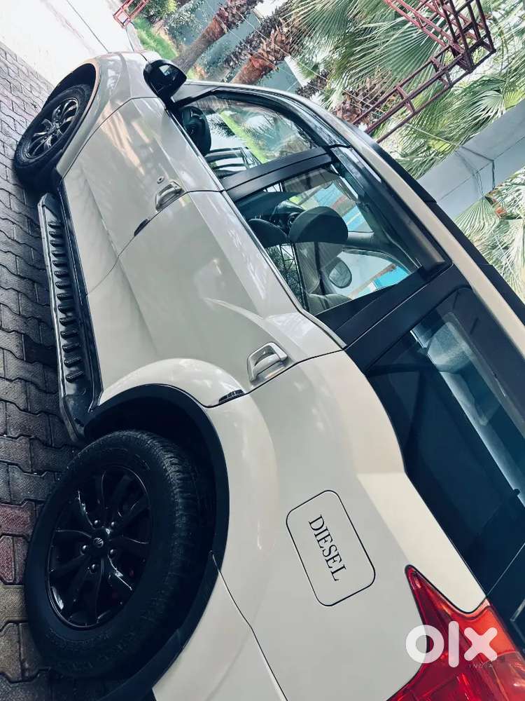 Mahindra Xuv500 2018 Diesel Well Maintained