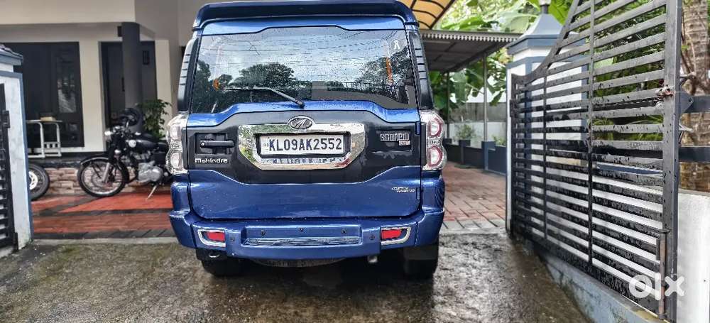 Mahindra Scorpio S10 11/2015 Diesel Well Maintained