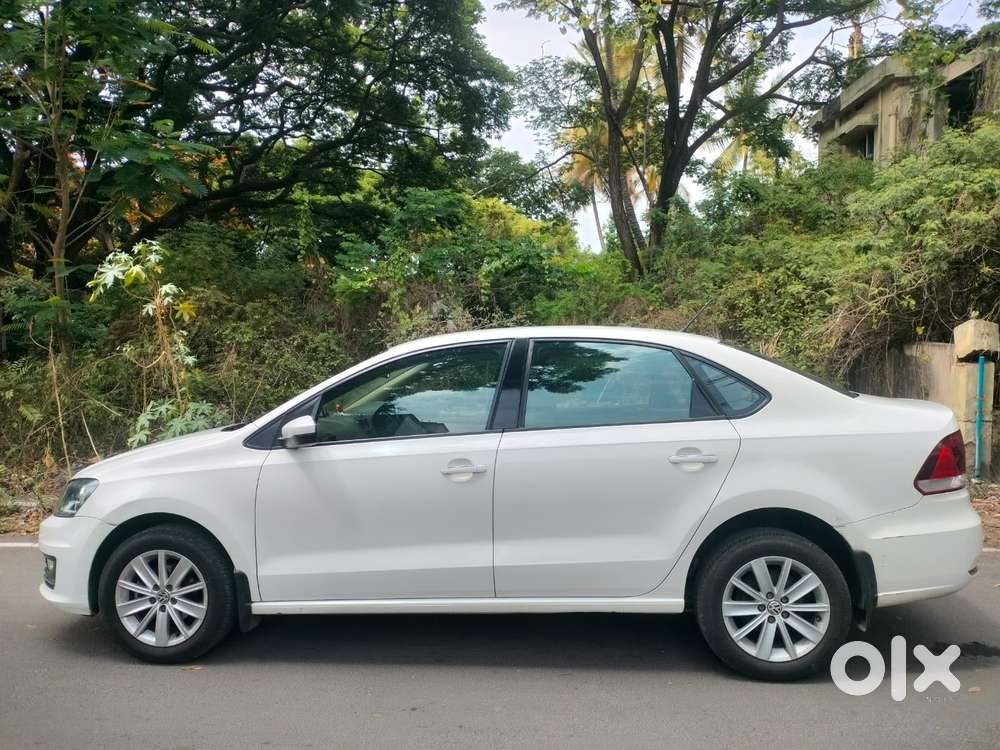 Volkswagen Vento 1.2 Tsi Highline Plus At, 2017, Petrol