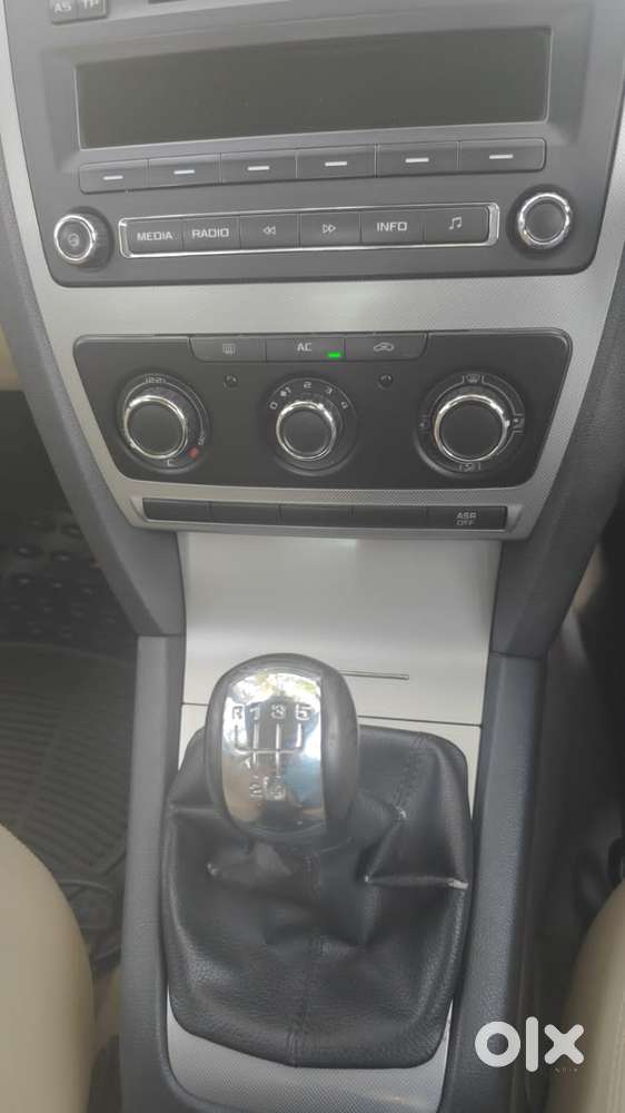 Skoda Laura 1.9 Tdi Mt Elegance, 2010, Diesel