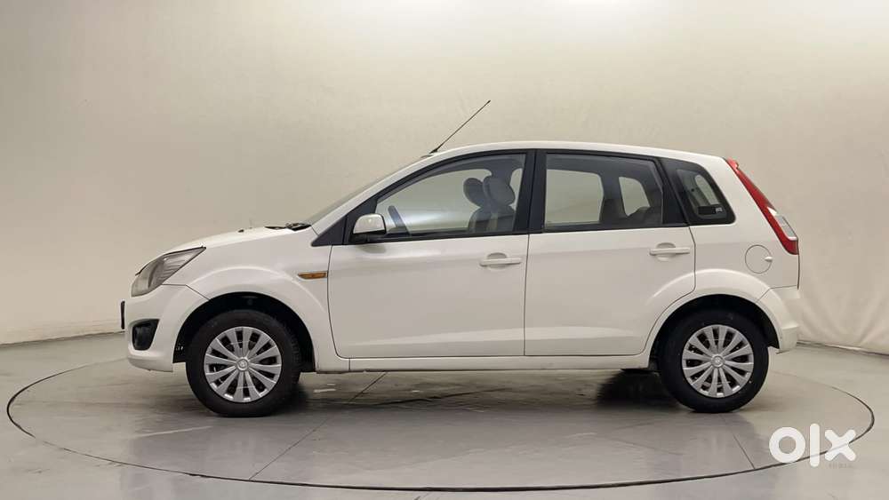 Ford Figo 2010-2012 Petrol Zxi, 2013, Petrol