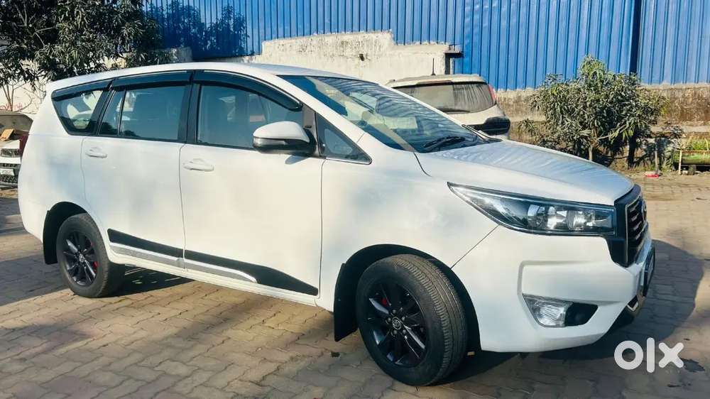 Toyota Innova Crysta 2018 Diesel 175000 Km Driven