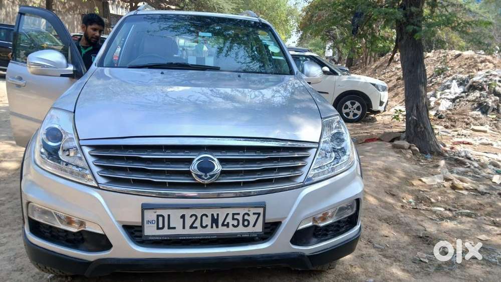 Mahindra Rexton 2017 Well Maintained