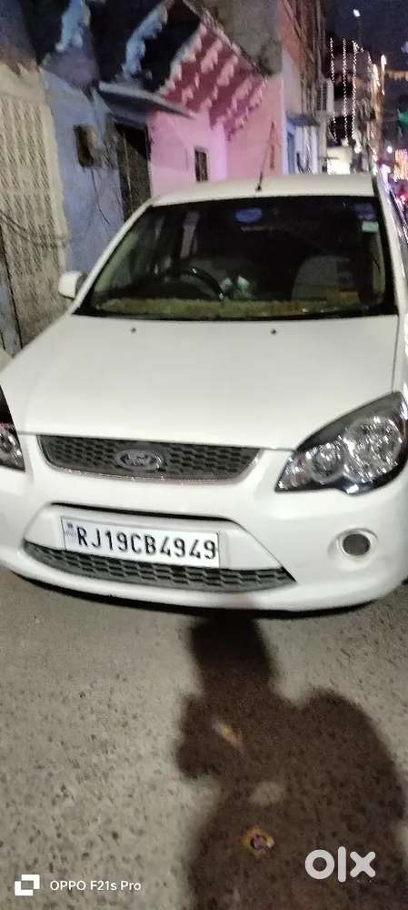 Gadi Saaf Condition Me He